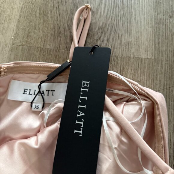 elliatt camile pink satin 3D floral & butterfly applique mini dress size XS NEW - Picture 6 of 8